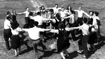 Israeli Dance