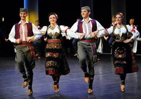 Kolo Dancers